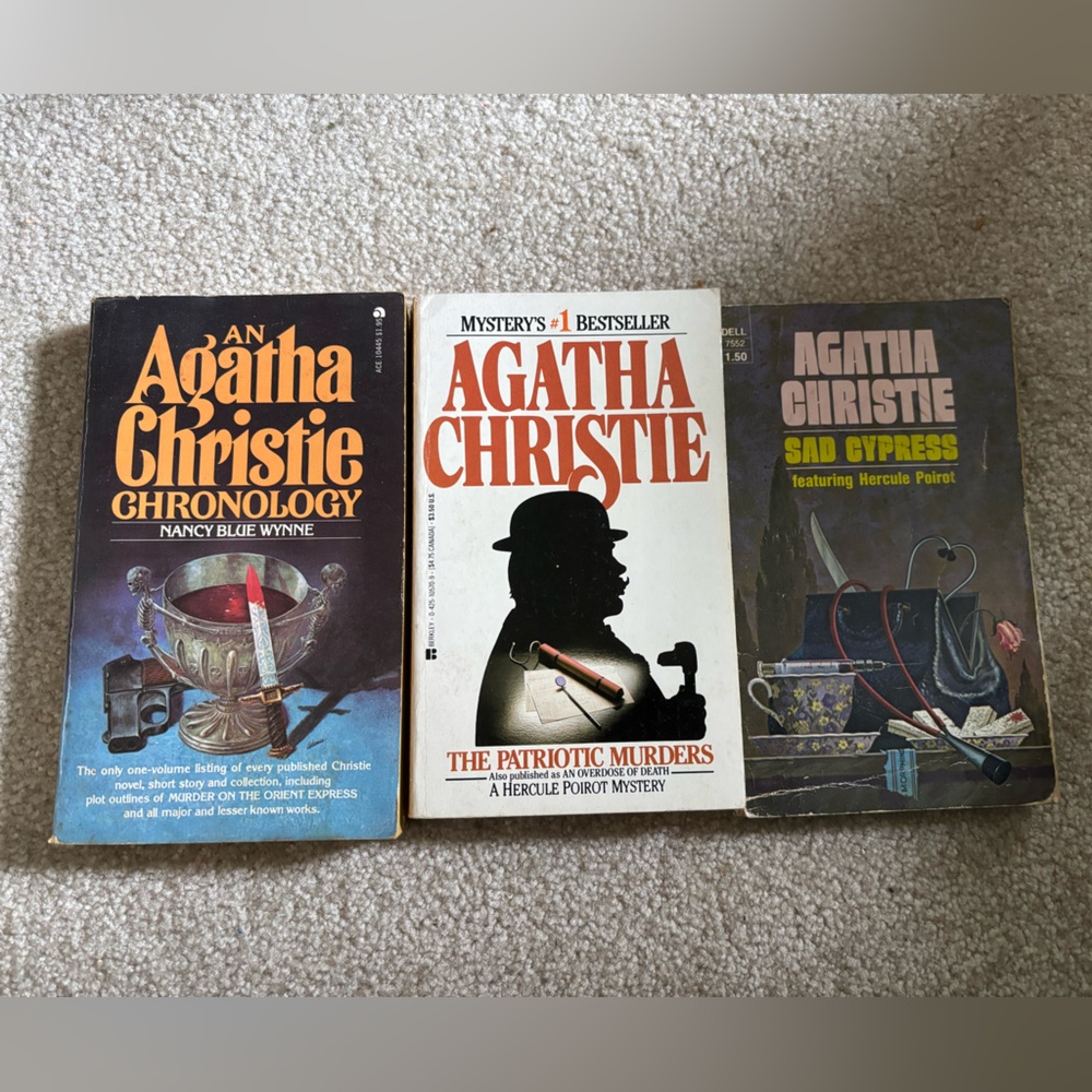 Agatha Christie Mystery Book Set
